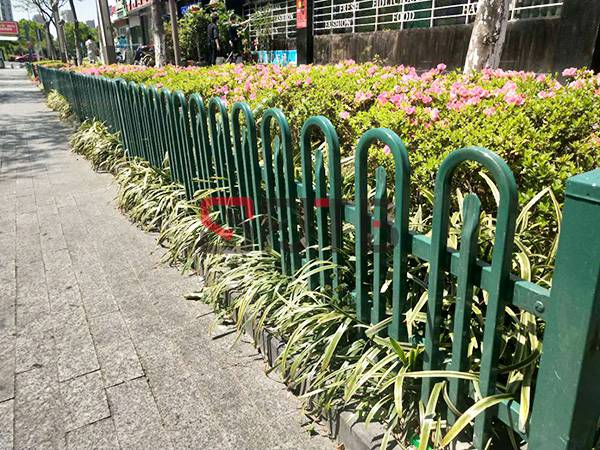 草坪護(hù)欄 草坪護(hù)欄