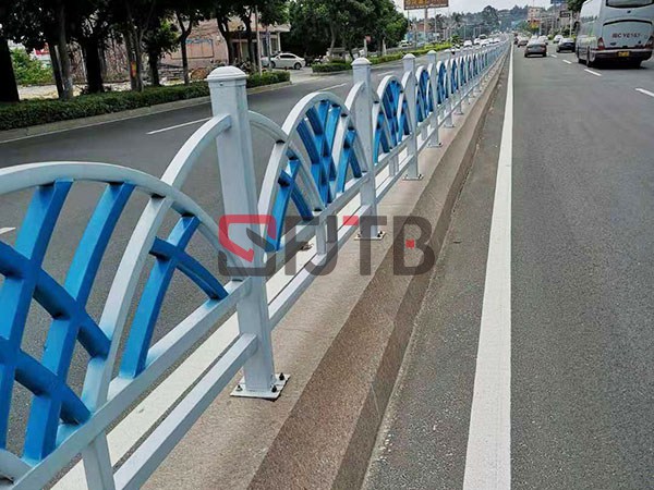 水泥墩中央護欄 水泥墩中央護欄